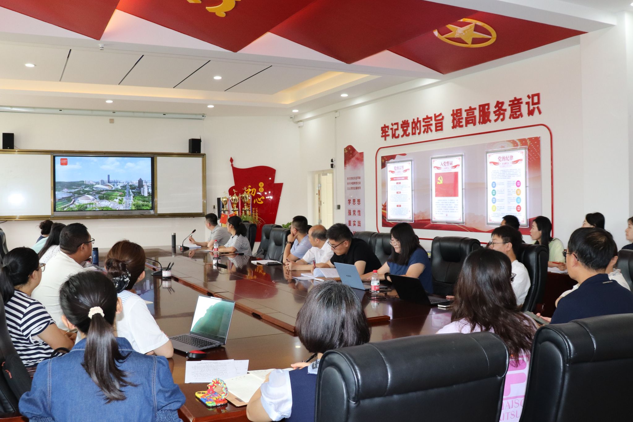 20250626信息工程學院黨總支開展“清廉鑄黨魂 初心映紅心”主題黨日活動4.jpg
